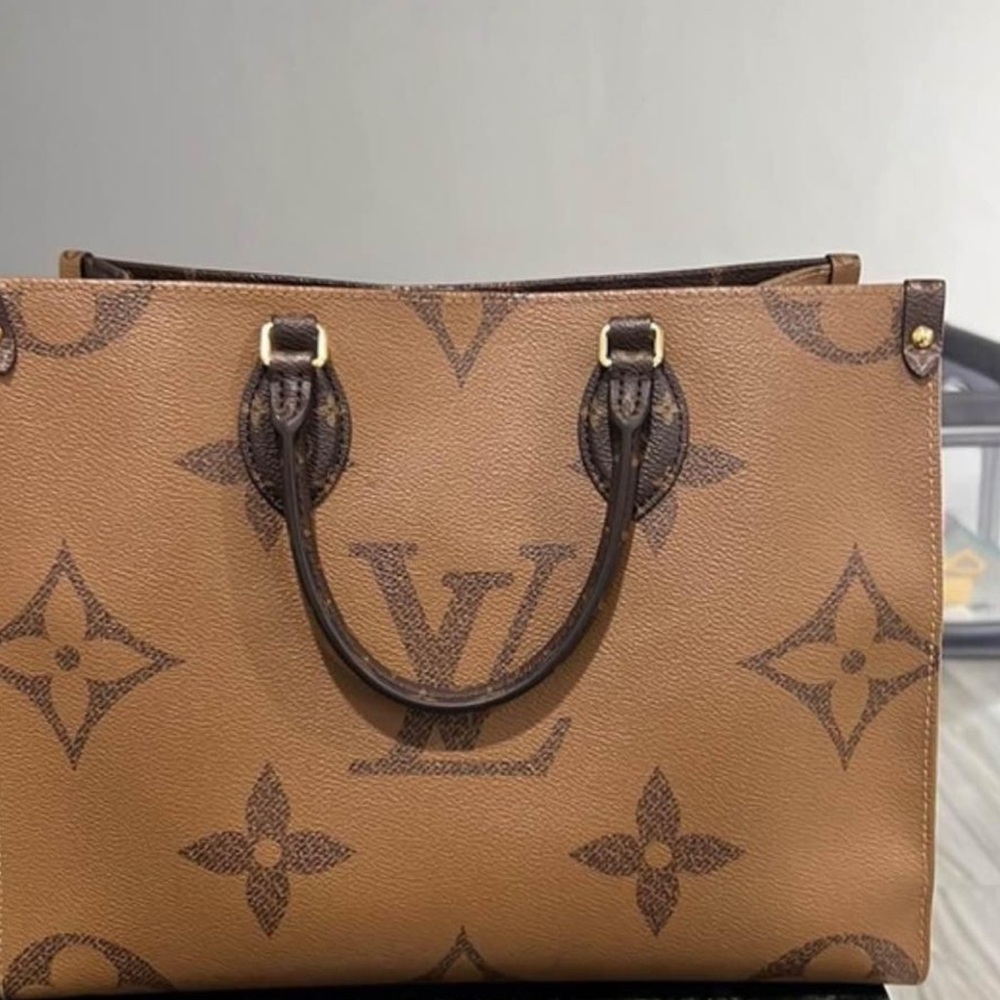 Louis Vuitton Onthego MM